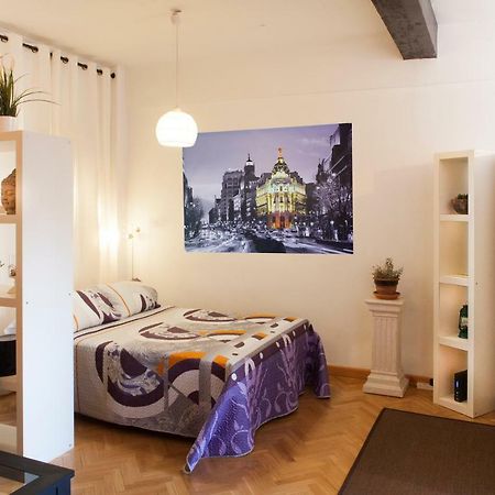 Apartament Segovia Madryt Zewnętrze zdjęcie