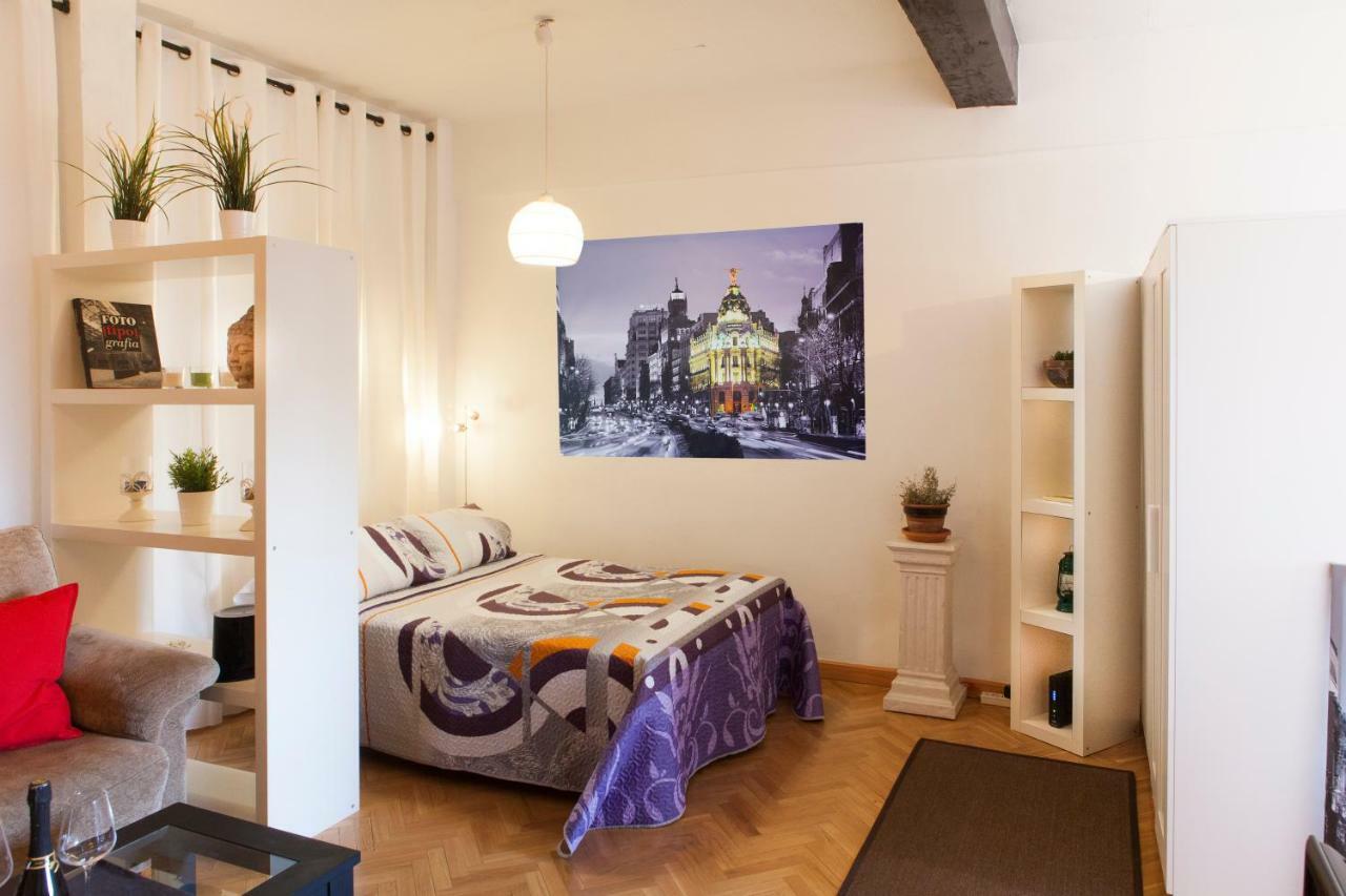 Apartament Segovia Madryt Zewnętrze zdjęcie