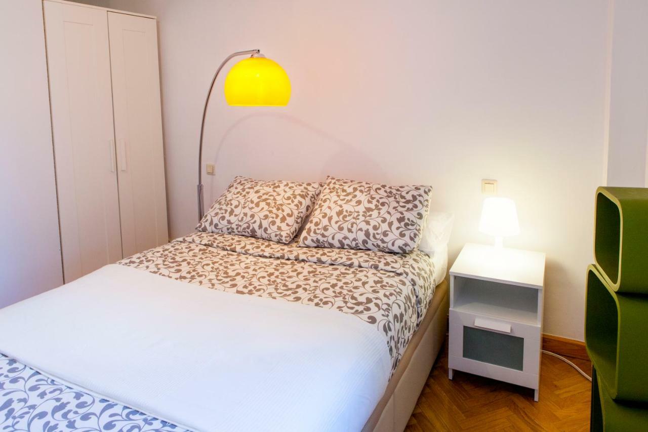 Apartament Segovia Madryt Zewnętrze zdjęcie